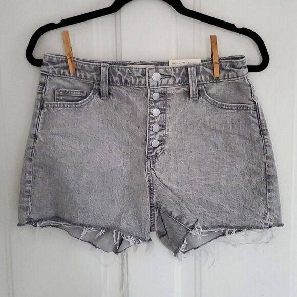 Universal Thread Grey Midi Shorts with Vintage Stretch - Picture 1 of 12